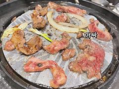 黑·秘酱壶渍牛肋-小肚皮饮食店