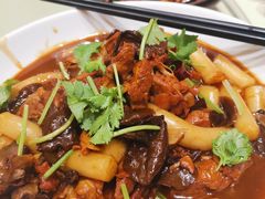 小鸡炖蘑菇-将相和·海鲜蒸饺大连菜