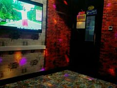 -蓝乐光量贩KTV(浦东禹悦汇店)