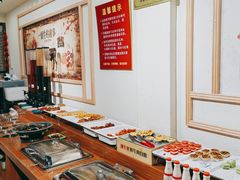 -潮牛宴·鲜牛肉自助火锅烤肉(龙岩新罗万达店)