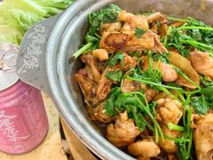 -芳村榕树头叹佬鸡煲(体育西店)