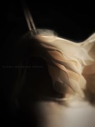 -Flora婚纱礼服定制租赁店