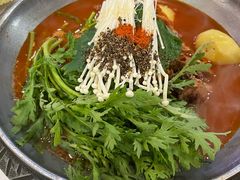 -喇喇排骨火锅·传统韩式脊骨汤(望京西园总店)