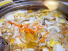 -菌之家·专业纯野生菌火锅·特色炒菌