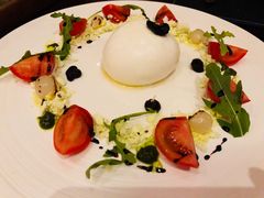 -恰餐厅及酒吧 CHAR Bar & Grill (北京丽都皇冠假日店)