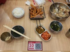 -吉宫釜拌饭馆(益田假日世界店)