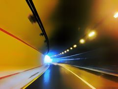 -秦岭终南山公路隧道公司