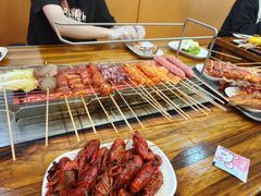 -哈尔滨小酒馆·鲜肉现穿自助烧烤(康新花园店)