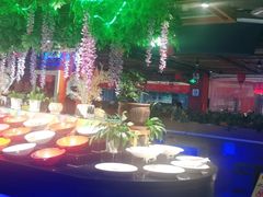 自助取餐区-聚盛源蒸汽海鲜火锅烤肉自助(巨川金海岸购物广场店)