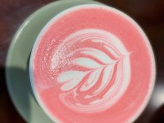 红丝绒拿铁-Cafe Mersey默西咖啡(西交店)
