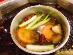 -山城年华老火锅(玉林店)