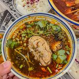 深圳首店！串串还是巷子里面的好吃。。。