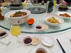 -沪华海鲜大酒楼(南汇店)