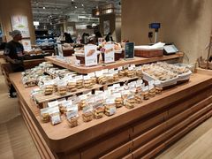 -七鲜超市(瑞虹天地太阳宫店)