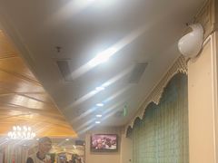 -汗腾格里·风味餐厅(新疆驻京办店)