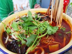 -勃利地摊·勃立小串烧烤