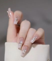 -情同手足美甲美睫