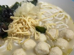 -灵芝妹子海鲜米线(凯德和平广场店)