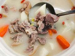 萝卜牛肉汤-奕景酒家· 专注大连海鲜30年(星海广场店)