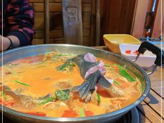 -快活林酸汤鱼鲜品火锅店(甲秀楼店)