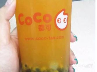 本人出来喝奶茶了，平时走到哪里都会来上一杯奶茶