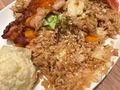 -玛格萝妮比萨屋(四平店)