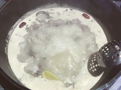 -三人行骨头王火锅(长寿店)