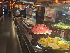 -黑金·寻焰自助百汇·烤肉·火锅(中街店)