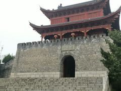 -巴陵广场