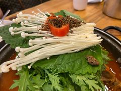 -喇喇排骨火锅·传统韩式脊骨汤(望京西园总店)