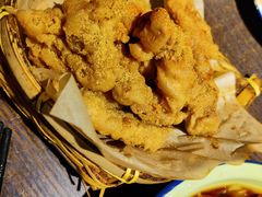 -爆炸头阿姨小四川正宗川味小吃(无任何分店)