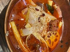 -成都你六姐·牛肉冒菜(上海环宇荟店)