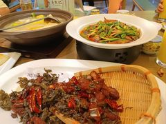 -家宴滇食记·云南家常菜
