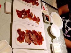 -湖庭壹品鸭王·传统北京烤鸭·别墅私房菜·庭院宵夜(江宁店)