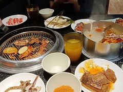 -海吃海喝海鲜烤肉炭火主题自助餐(朝阳店)