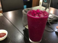 鲜火龙果冰沙-转角遇到爱(江南西路店)