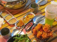 -叽叽扎扎烤肉场(生态城万达店)