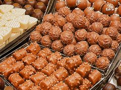 -Laderach 莱德拉(上海环贸iapm店)