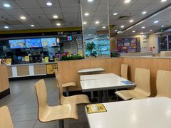 大堂-麦当劳(盐城世纪大道得来速店)