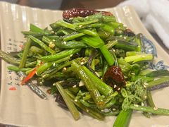 -万里闯关东铁锅炖菜馆(吉林大路店)