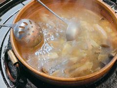 -阿山卓·野生菌火锅·纳西火塘烤肉