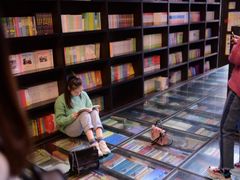 -钟书阁(松江泰晤士小镇店)