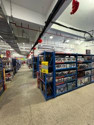-逝水玩具折扣店