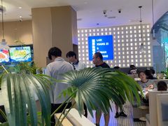 -万宝财富商业广场