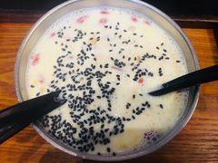 -勺子米线·云南传统小吃市集(四方街店)