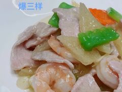 -湖畔鲁菜·二十年老字号餐厅(大明湖店)