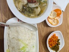 -南城香·饭香串香馄饨香(青年路店)