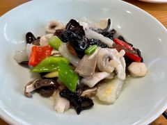 -品鲜村农家菜·阳澄湖大闸蟹(总店)