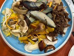 -菌之家·专业纯野生菌火锅·特色炒菌