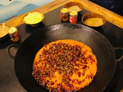 -苟味道老火锅(黄桷坪店)